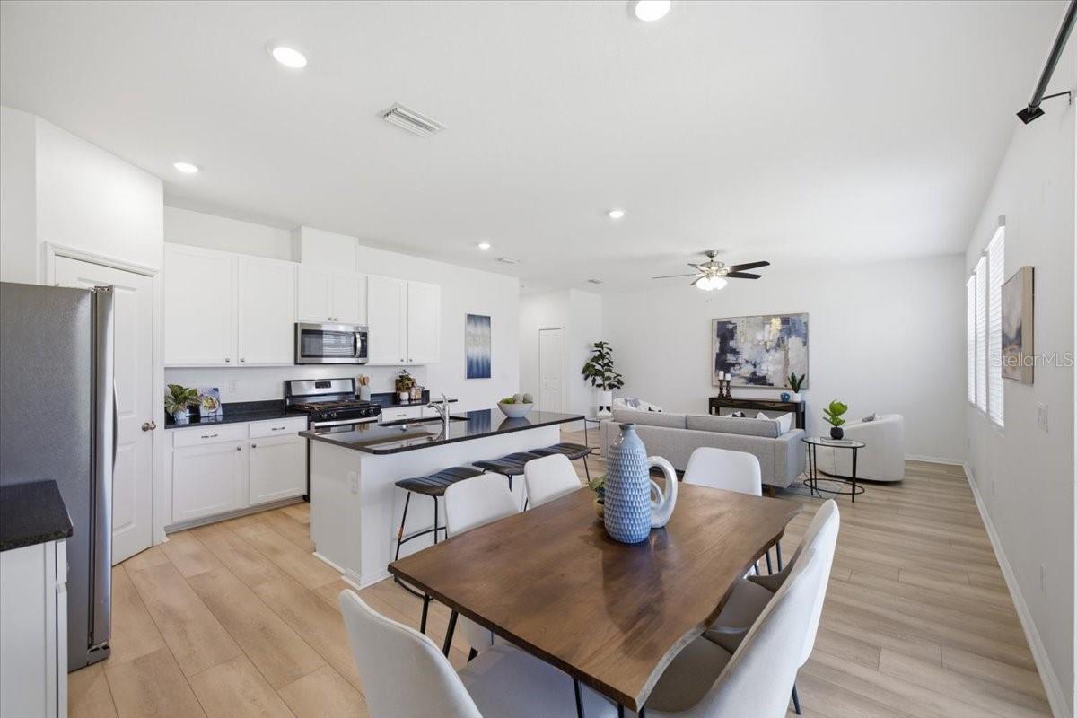 5718 Los Robles, Palmetto, FL 34221