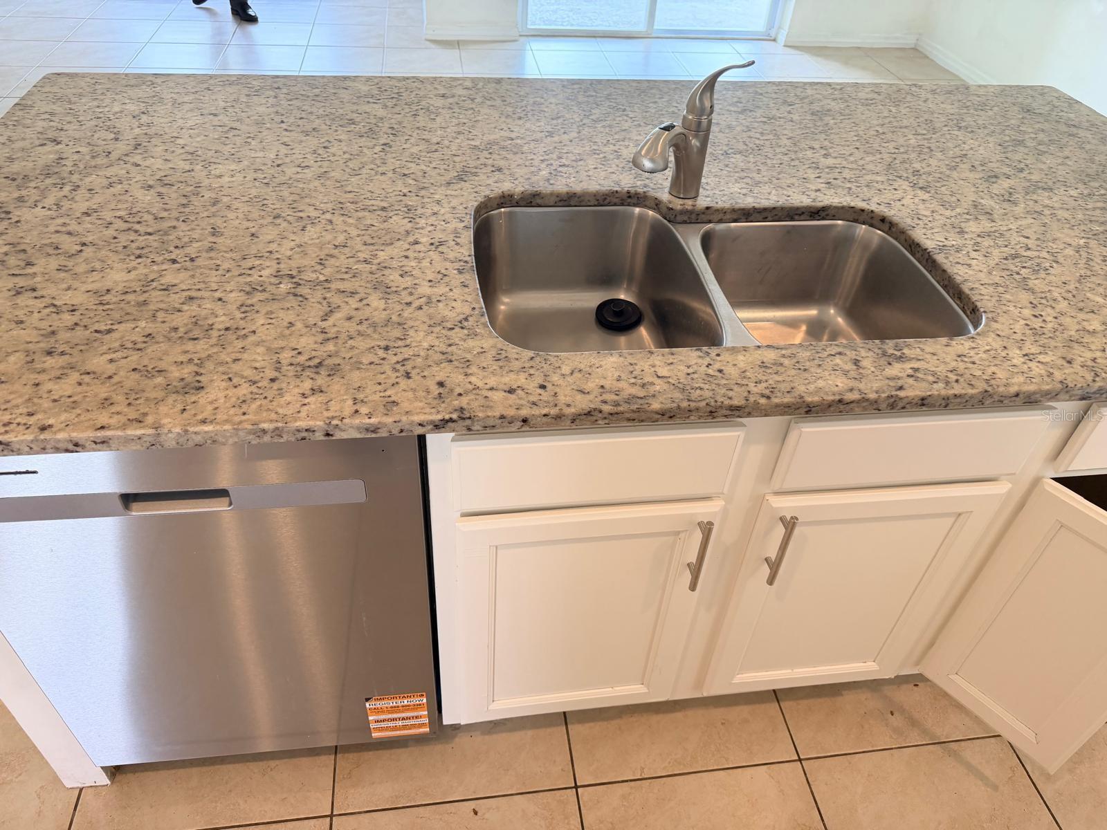 1229 Red Hill, Davenport, FL 33837