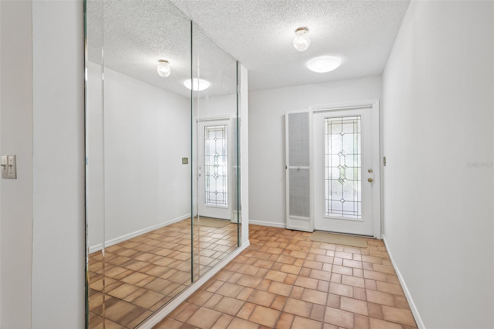 2017 Hampstead, Sun City Center, FL 33573