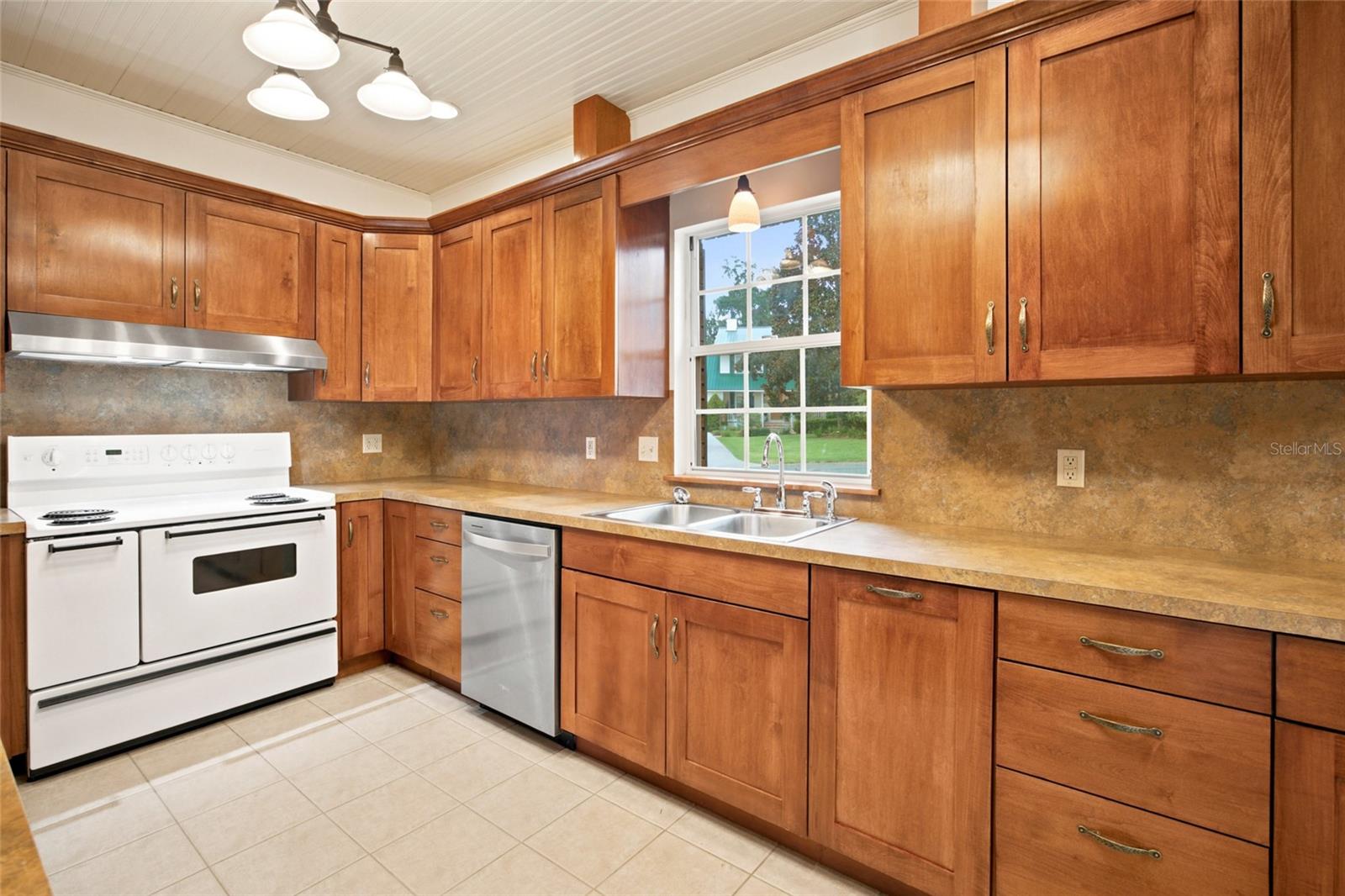 3220 21st, Ocala, FL 34471