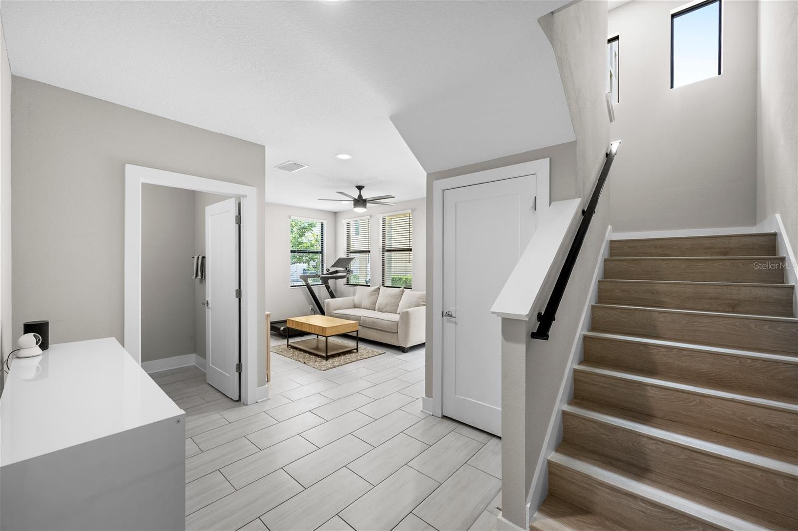 2522 12th, St Petersburg, FL 33713