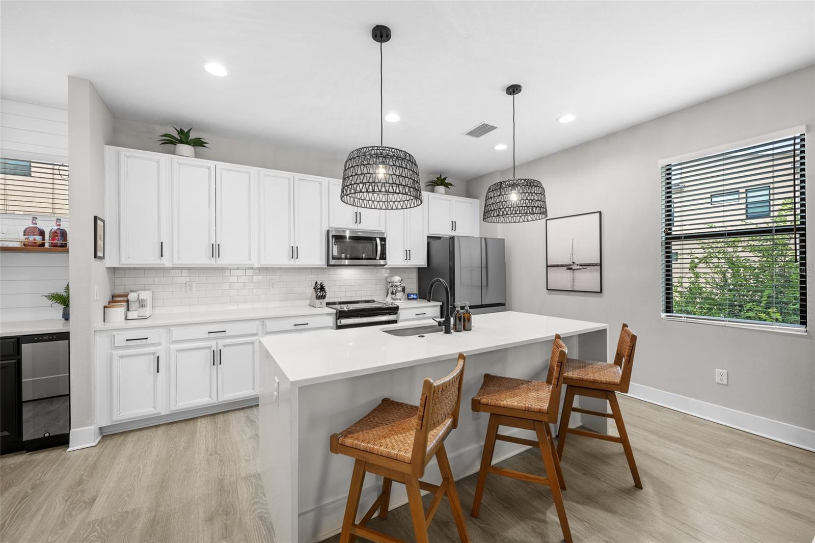 2522 12th, St Petersburg, FL 33713