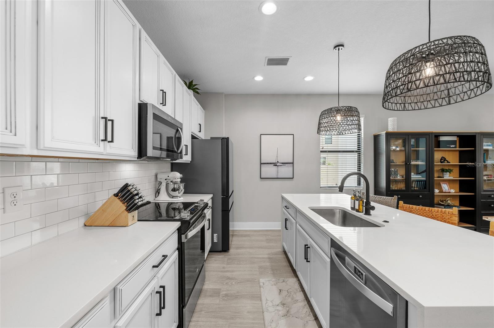 2522 12th, St Petersburg, FL 33713