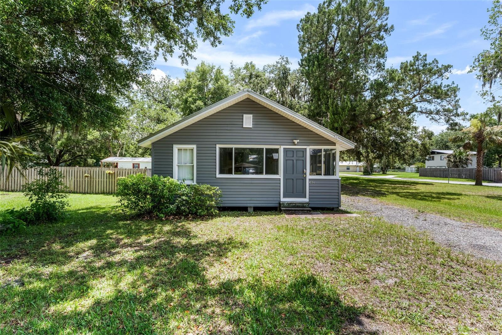 302 Park, Hastings, FL 32145