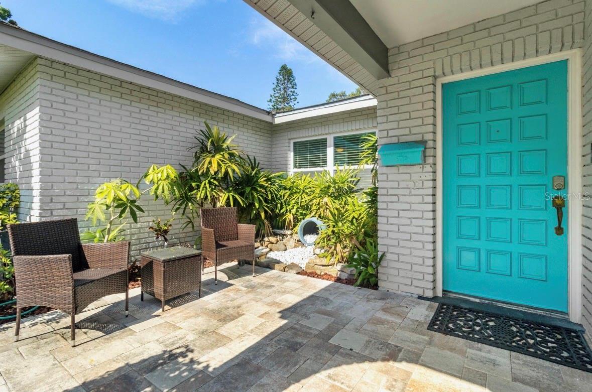 5127 Caesar, St Petersburg, FL 33712