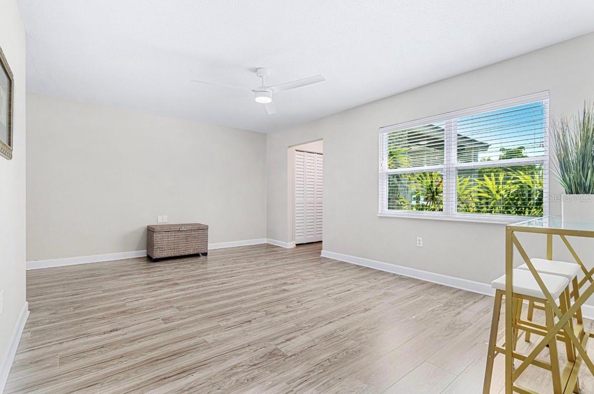 5127 Caesar, St Petersburg, FL 33712