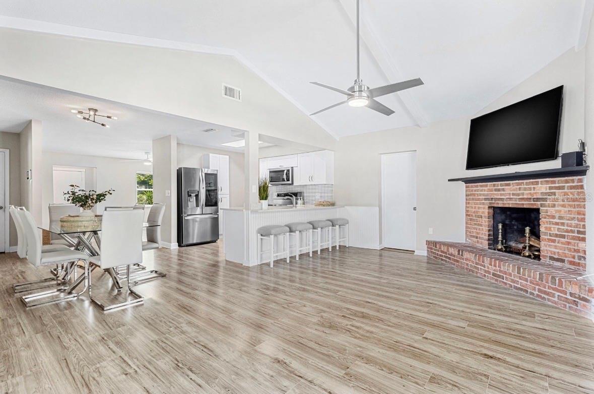 5127 Caesar, St Petersburg, FL 33712