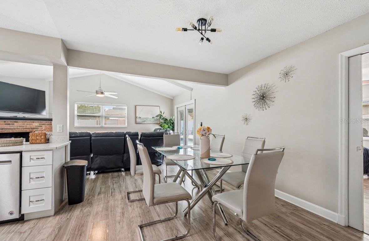 5127 Caesar, St Petersburg, FL 33712