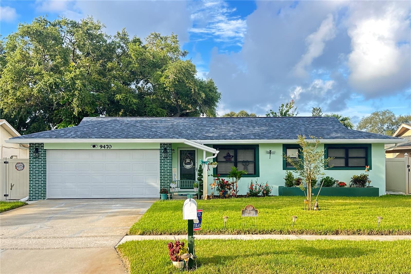 9470 Joel, Seminole, FL 33777