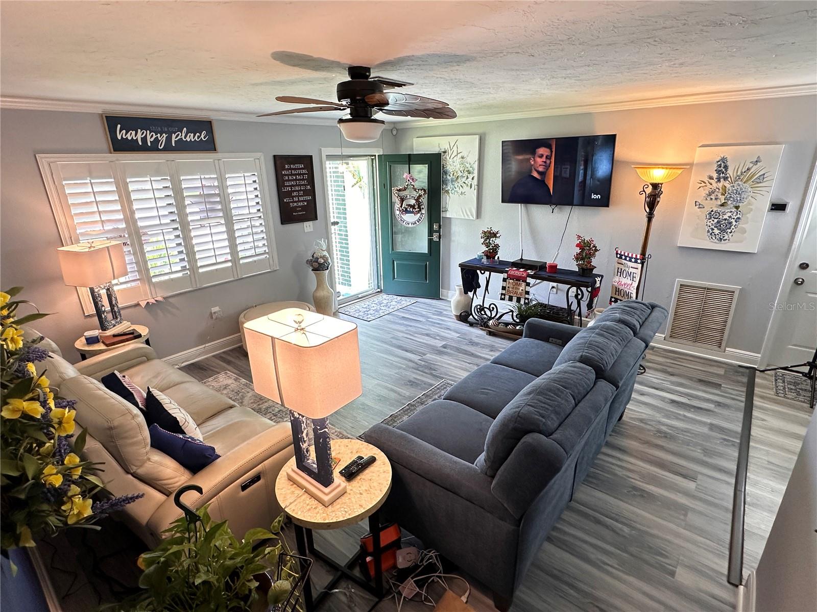 9470 Joel, Seminole, FL 33777
