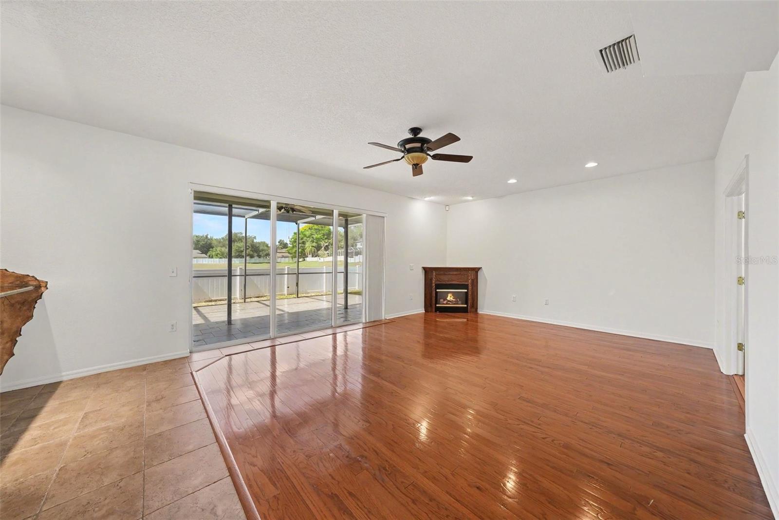 4227 Balington, Valrico, FL 33596