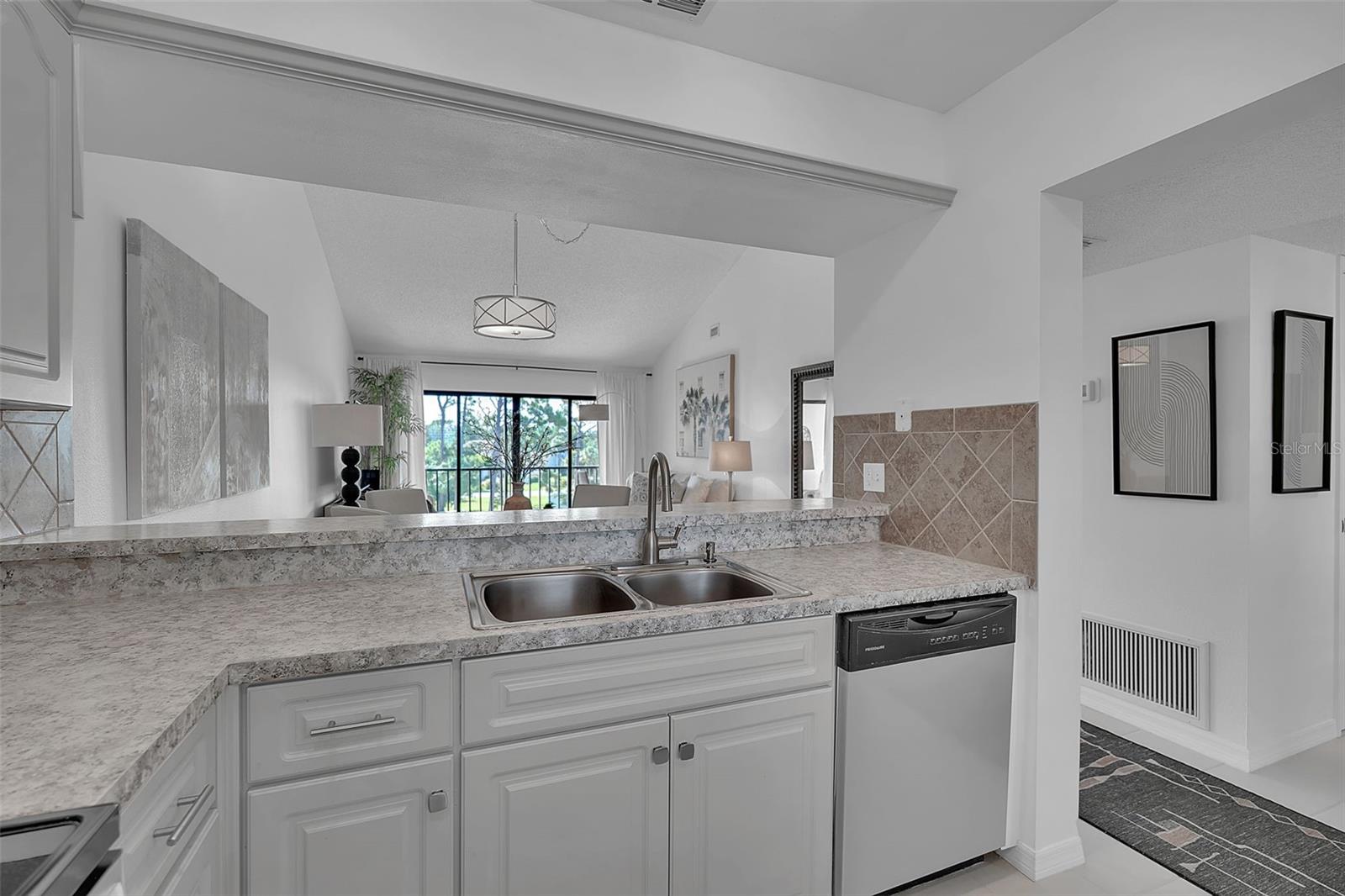 1142 Bird Bay Unit 301, Venice, FL 34285