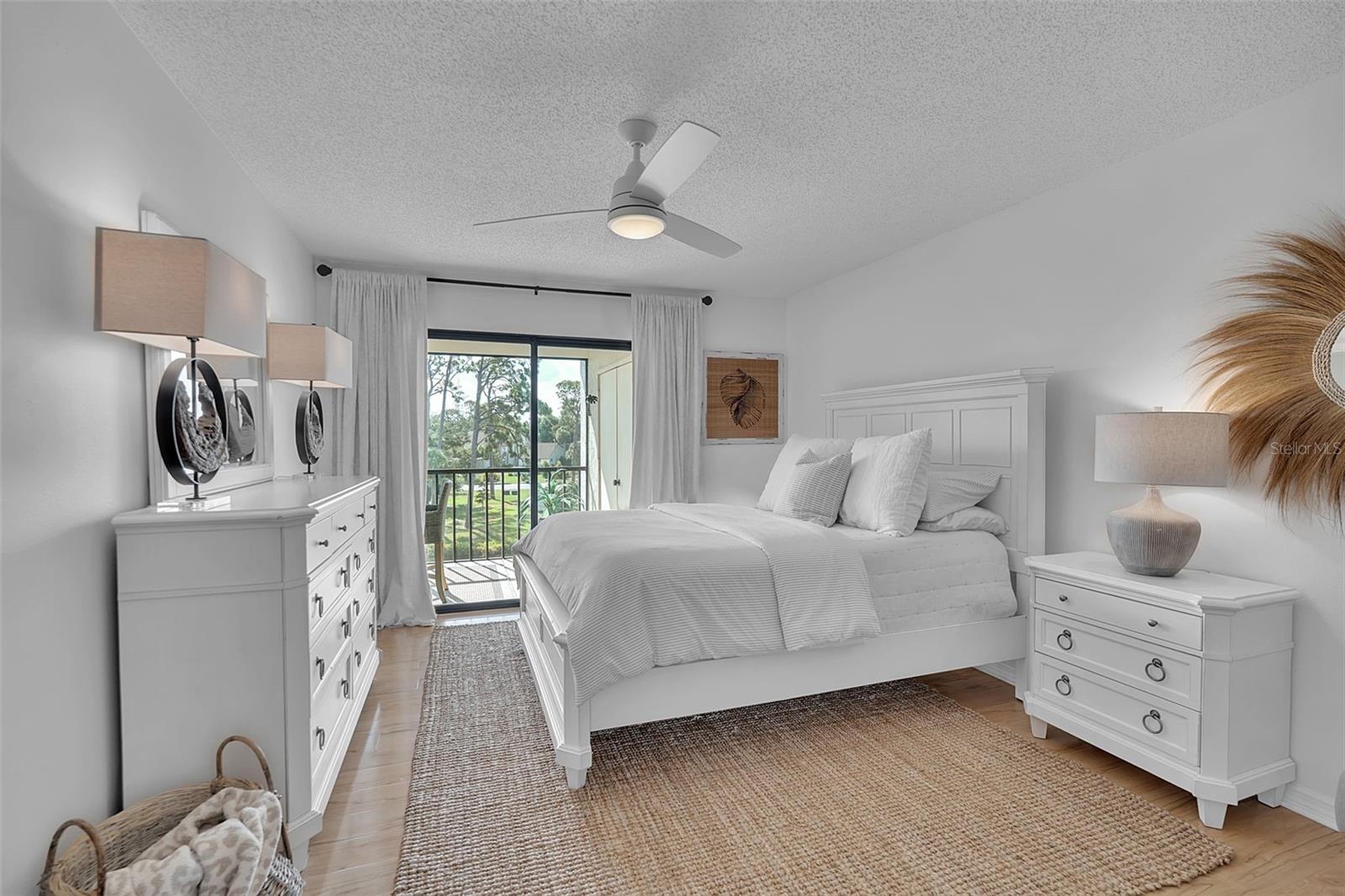 1142 Bird Bay Unit 301, Venice, FL 34285