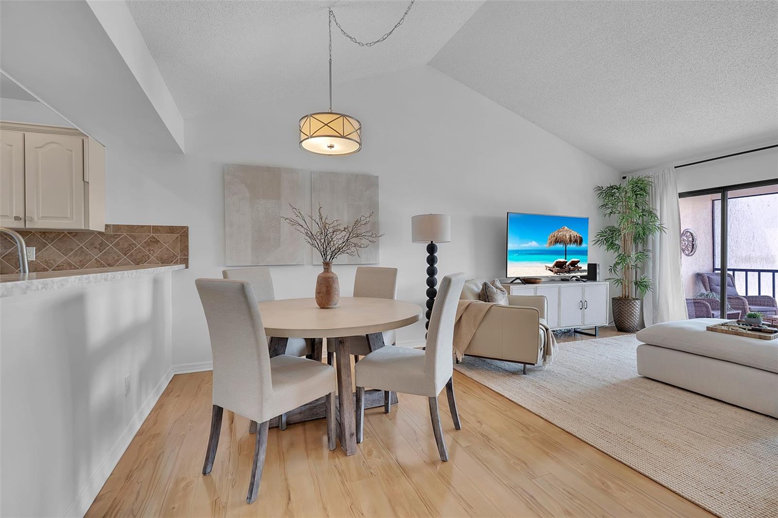 1142 Bird Bay Unit 301, Venice, FL 34285