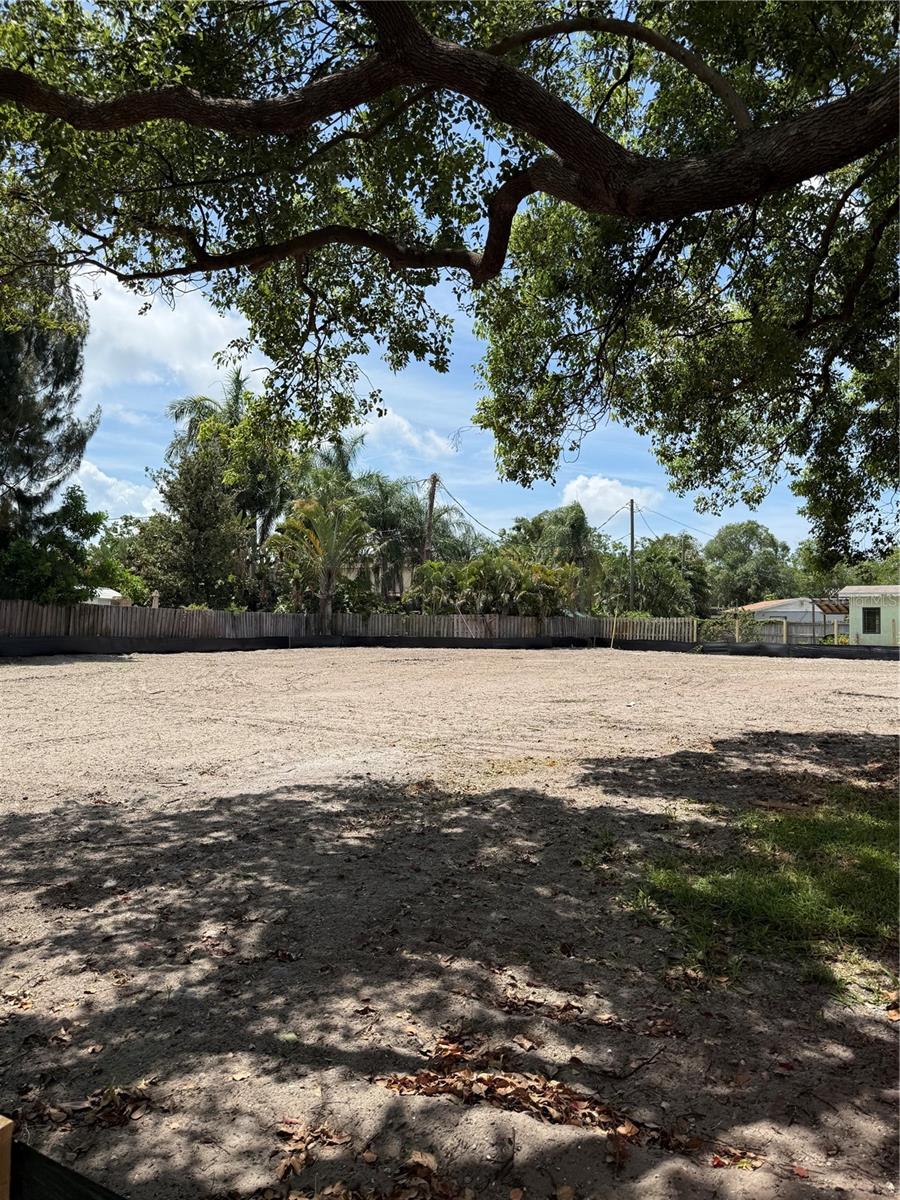 3531 Dr Mlk Jr., St Petersburg, FL 33704