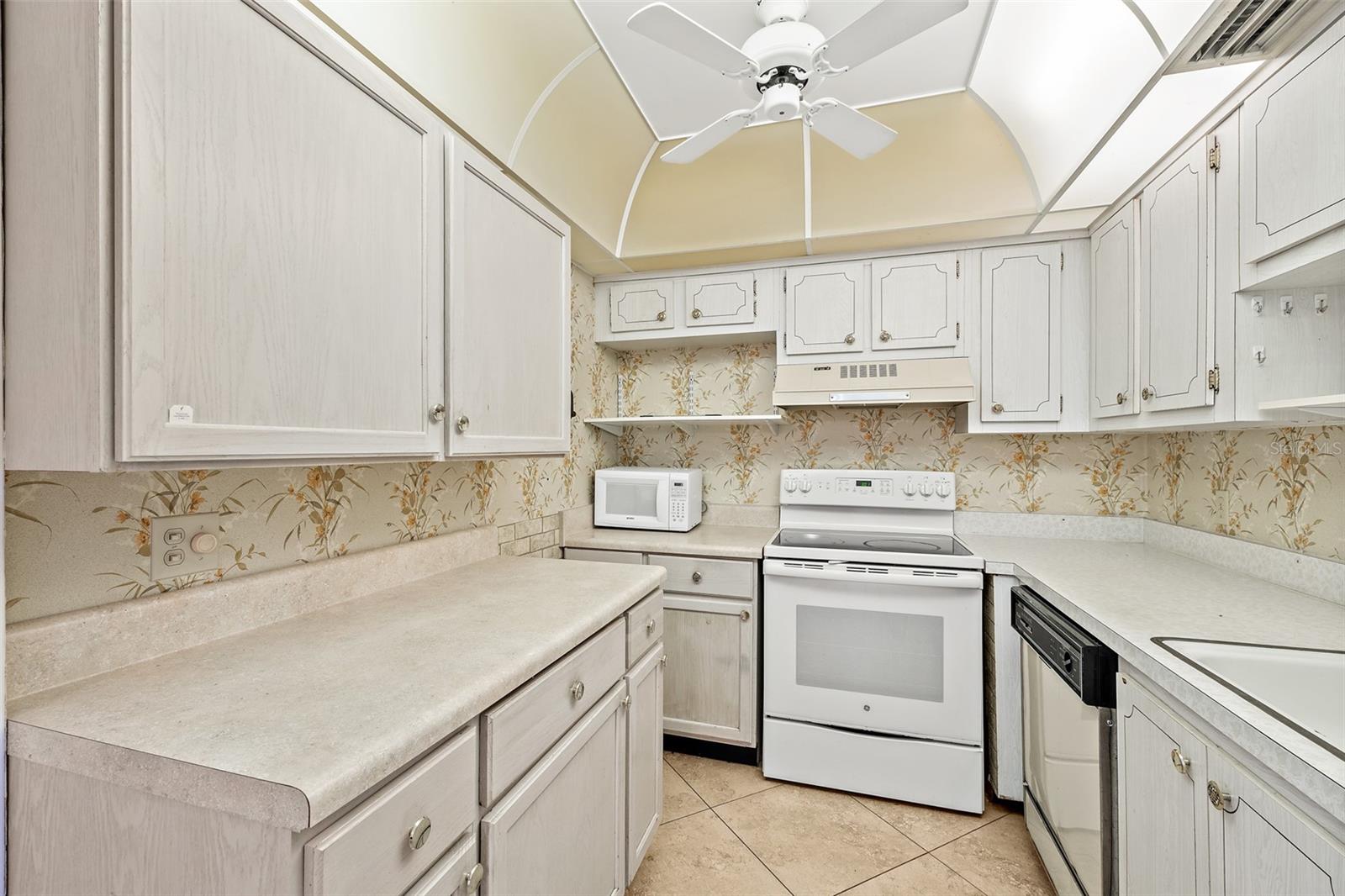 6500 Falcon Unit 19d, Cape Canaveral, FL 32920