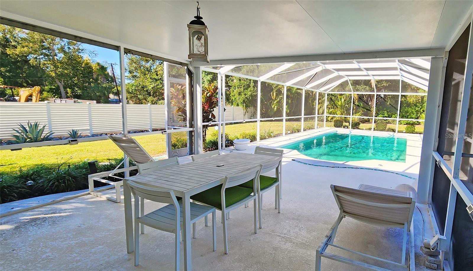 329 Bernard, Sarasota, FL 34243