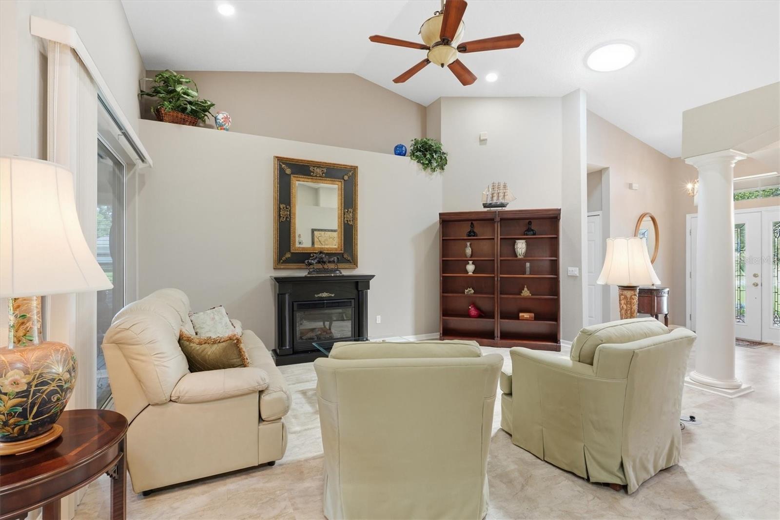 6042 Landings, Lady Lake, FL 32159