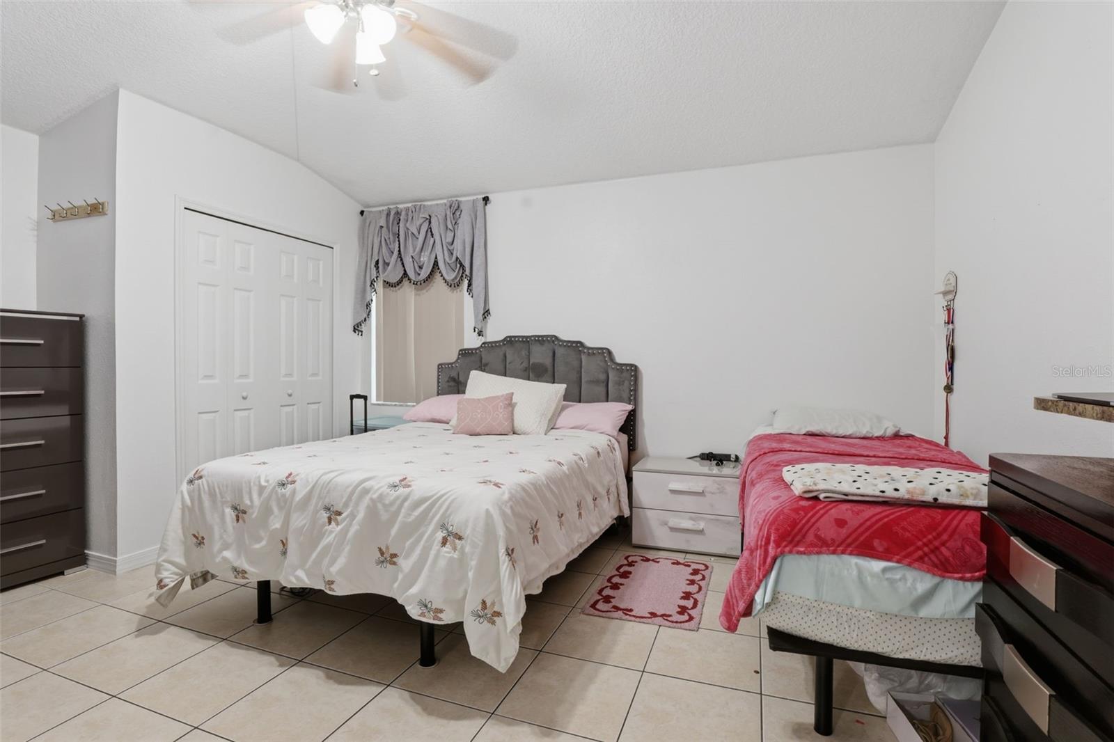 1911 Gadsen, Orlando, FL 32812