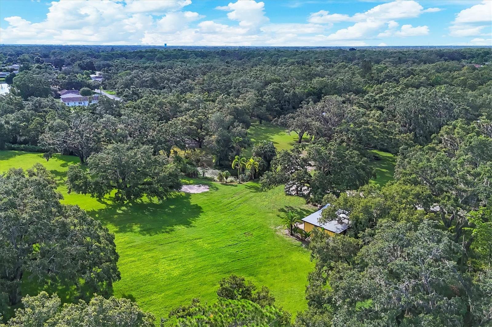 3348 Alamo, Sarasota, FL 34235