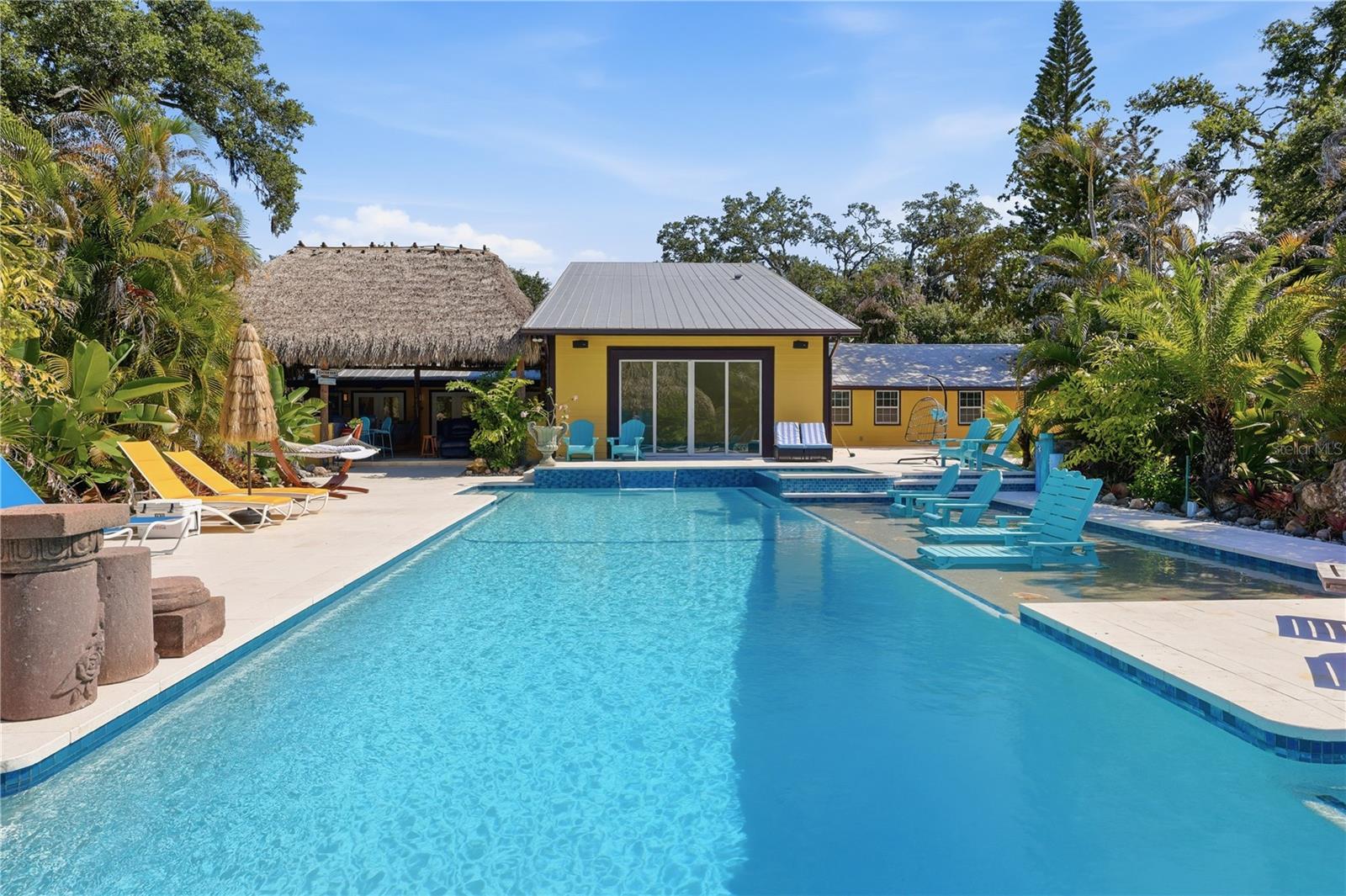 3348 Alamo, Sarasota, FL 34235