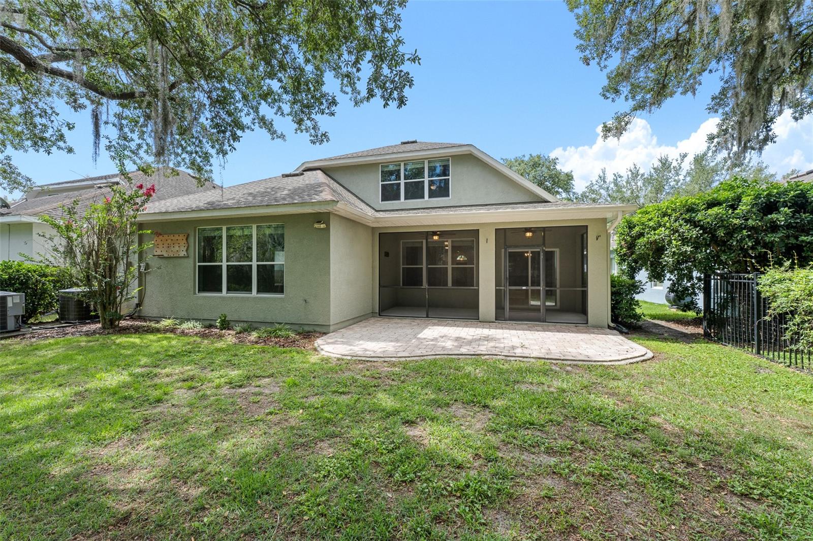 15814 Starling Water, Lithia, FL 33547