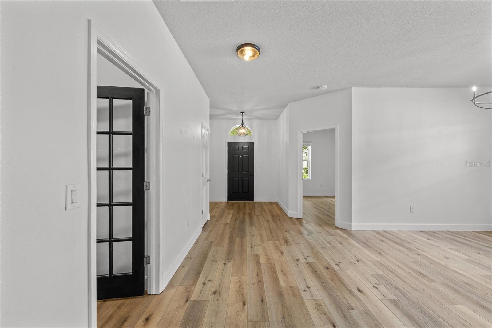 15814 Starling Water, Lithia, FL 33547