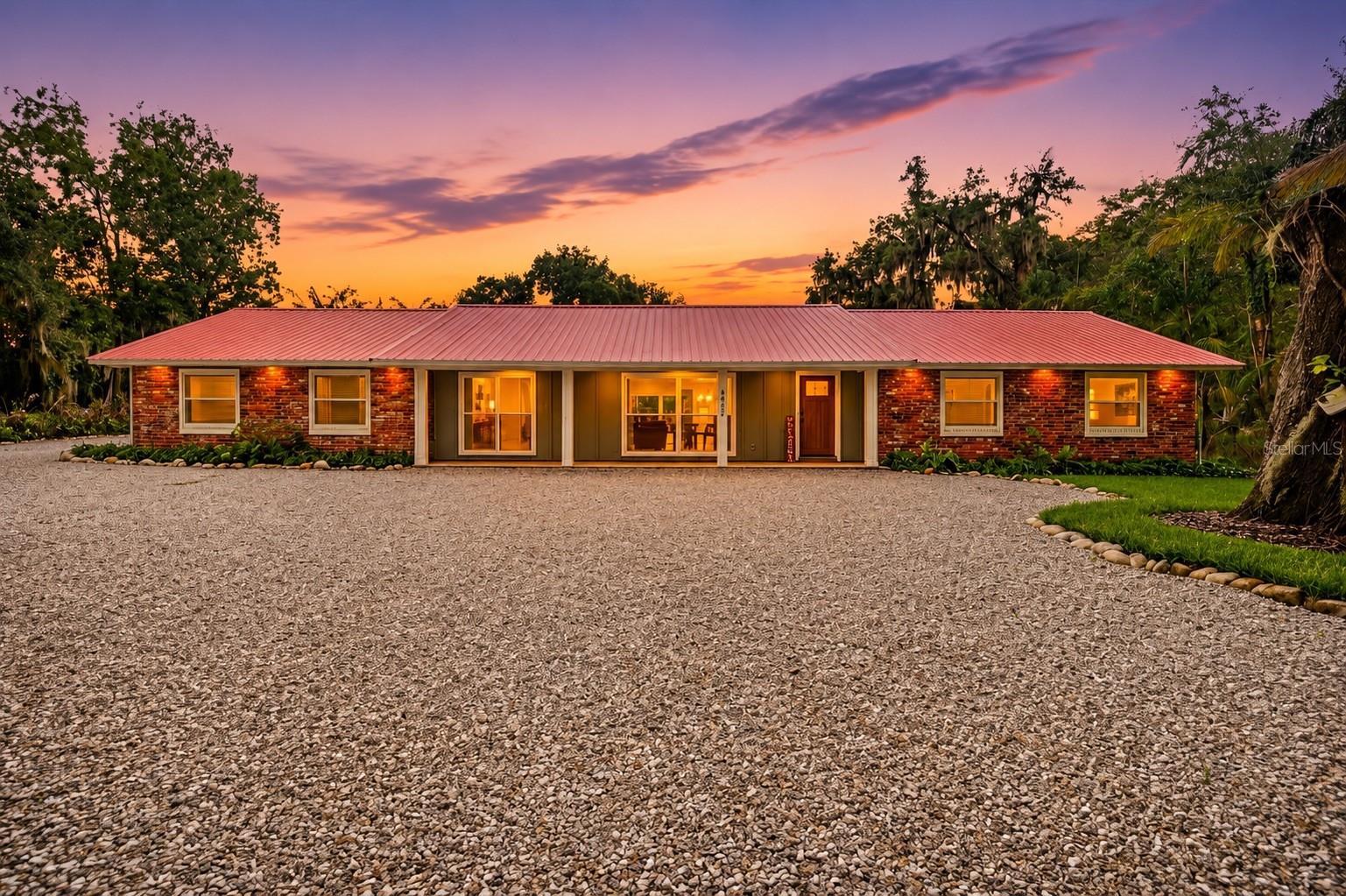 2072 Lake Ariana, Auburndale, FL 33823