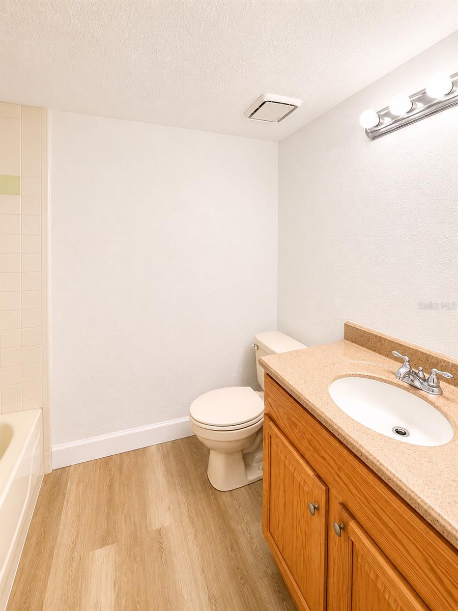 1054 Lotus Cove Unit 633, Altamonte Springs, FL 32714