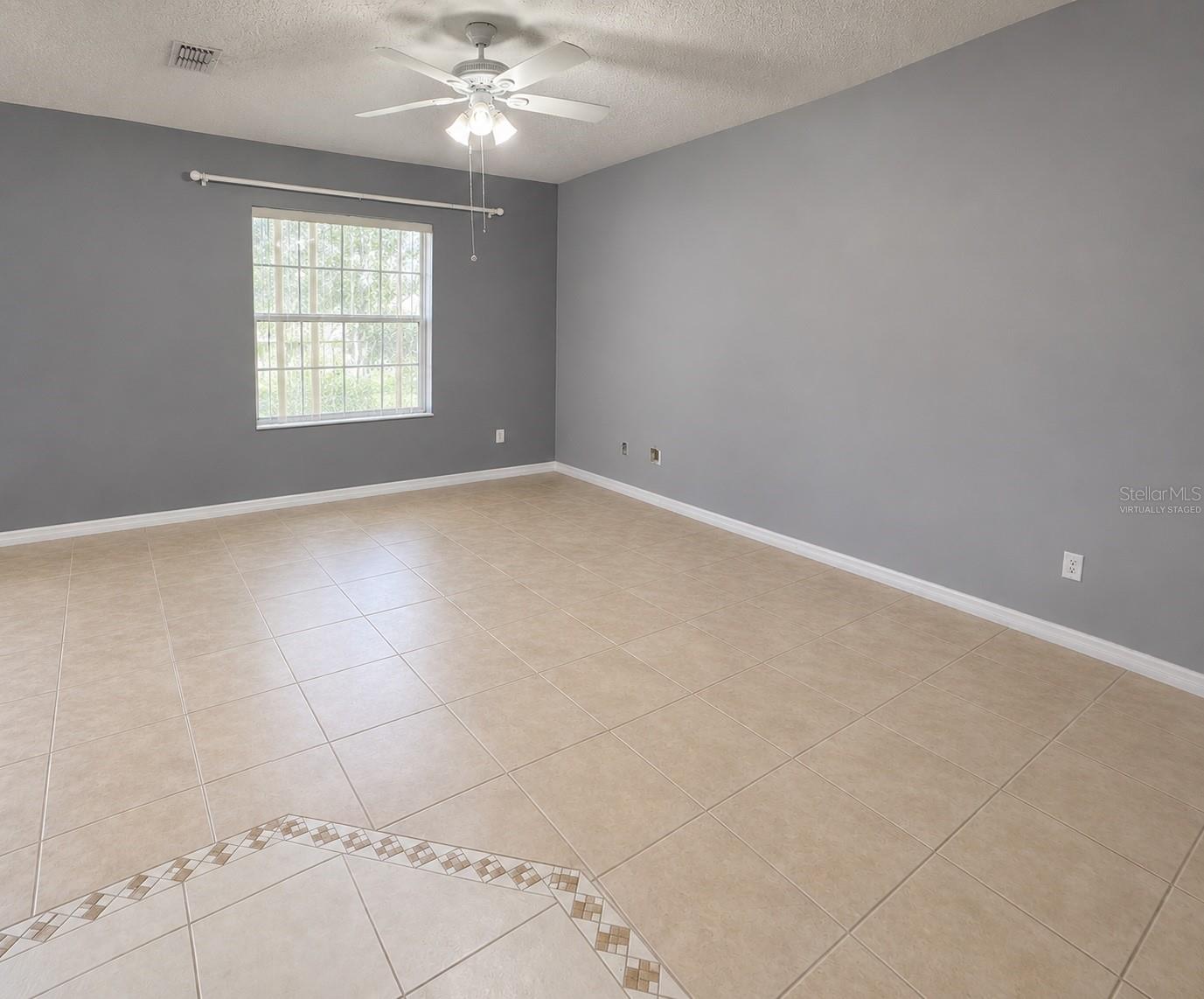 1287 Legendary Blvd, Clermont, FL 34711