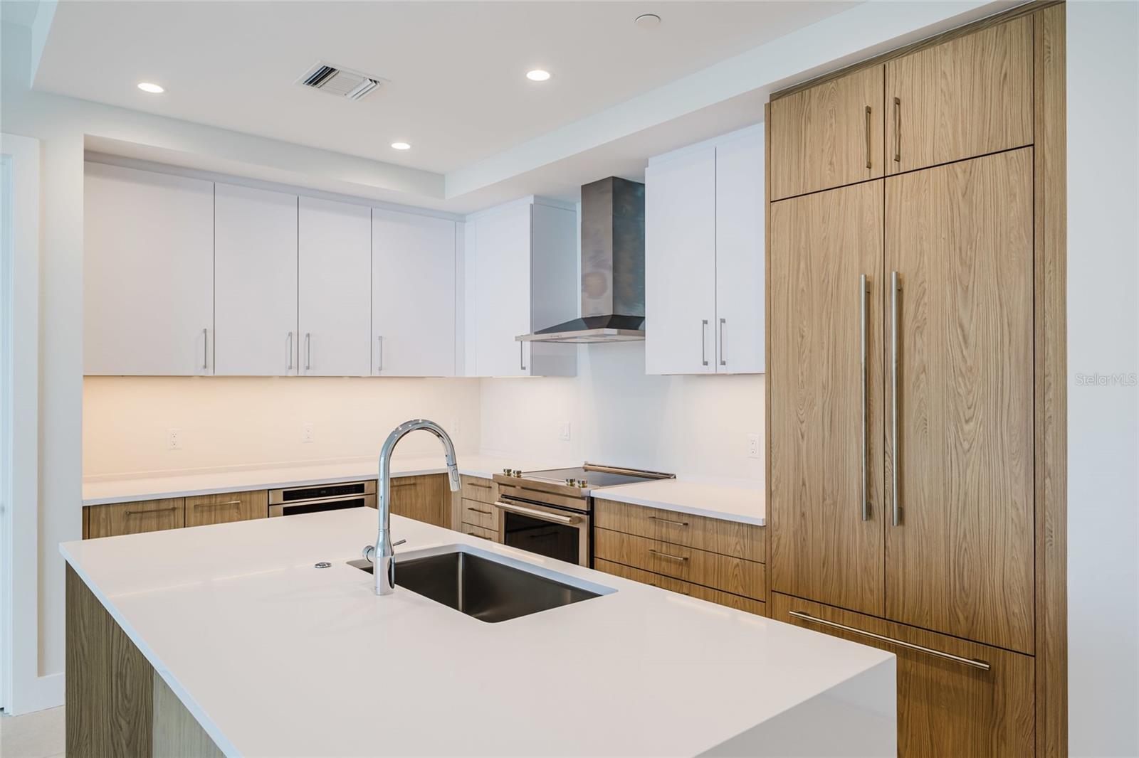275 1st Unit 3908, St Petersburg, FL 33701