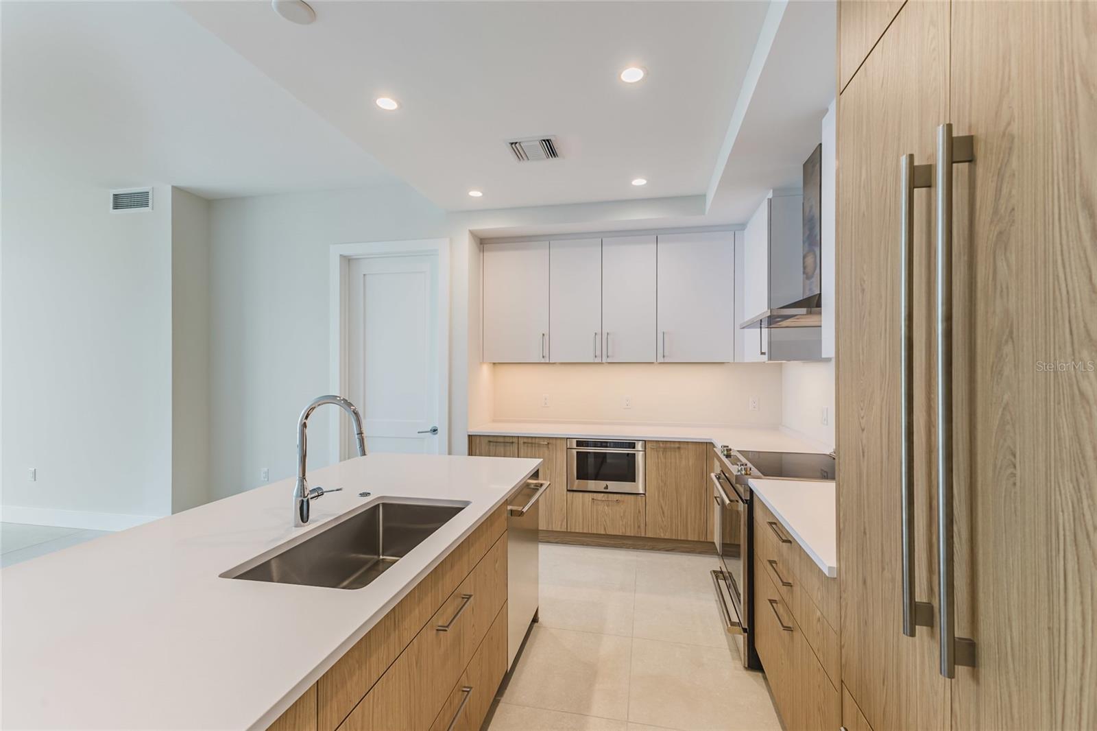 275 1st Unit 3908, St Petersburg, FL 33701