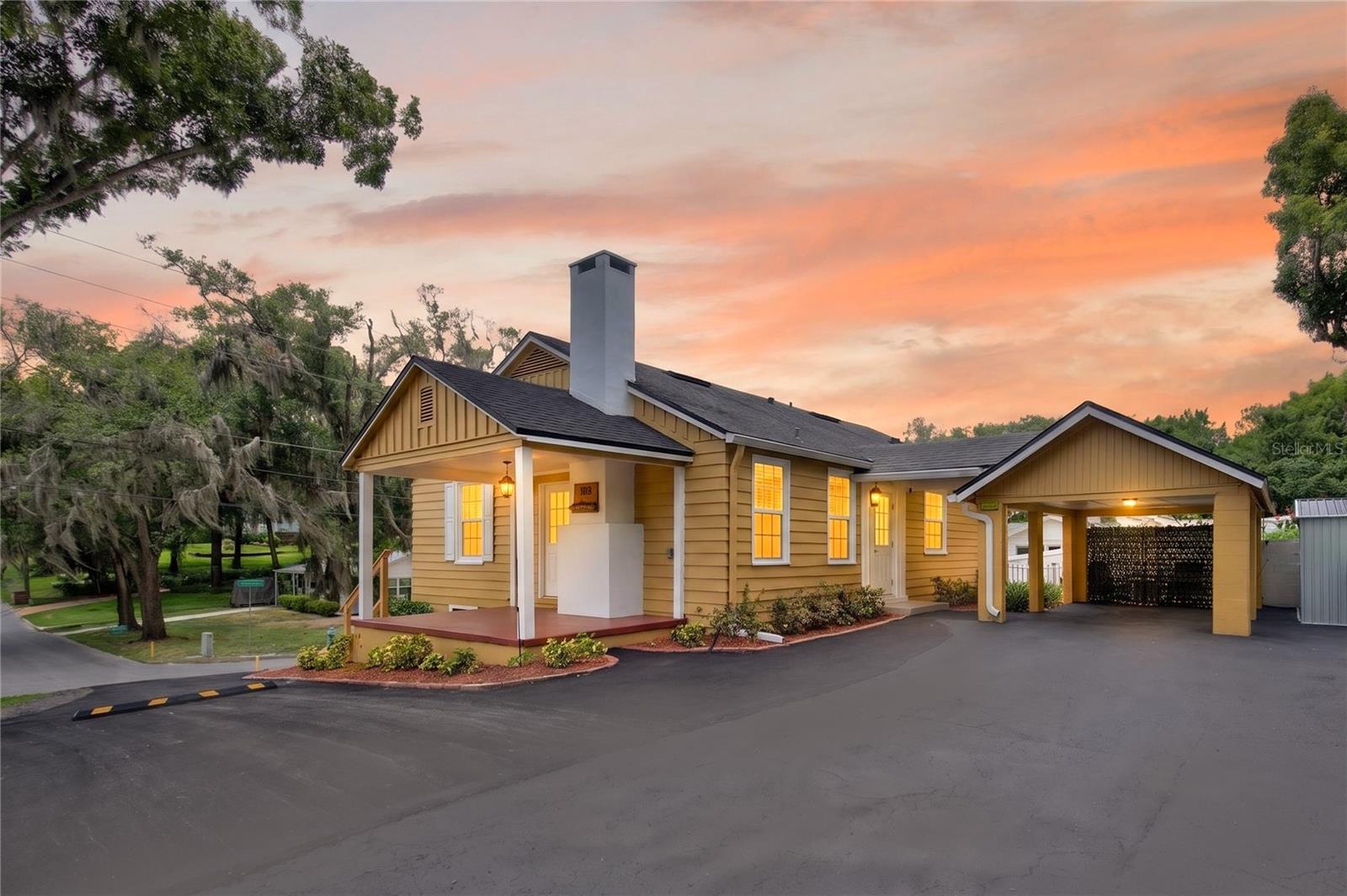 102 Clayton, Mount Dora, FL 32757