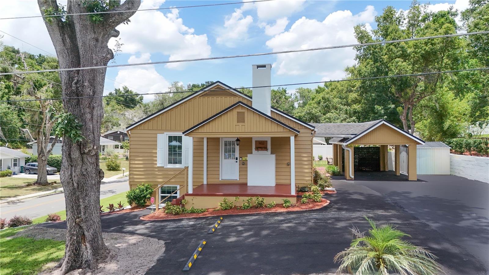 102 Clayton, Mount Dora, FL 32757