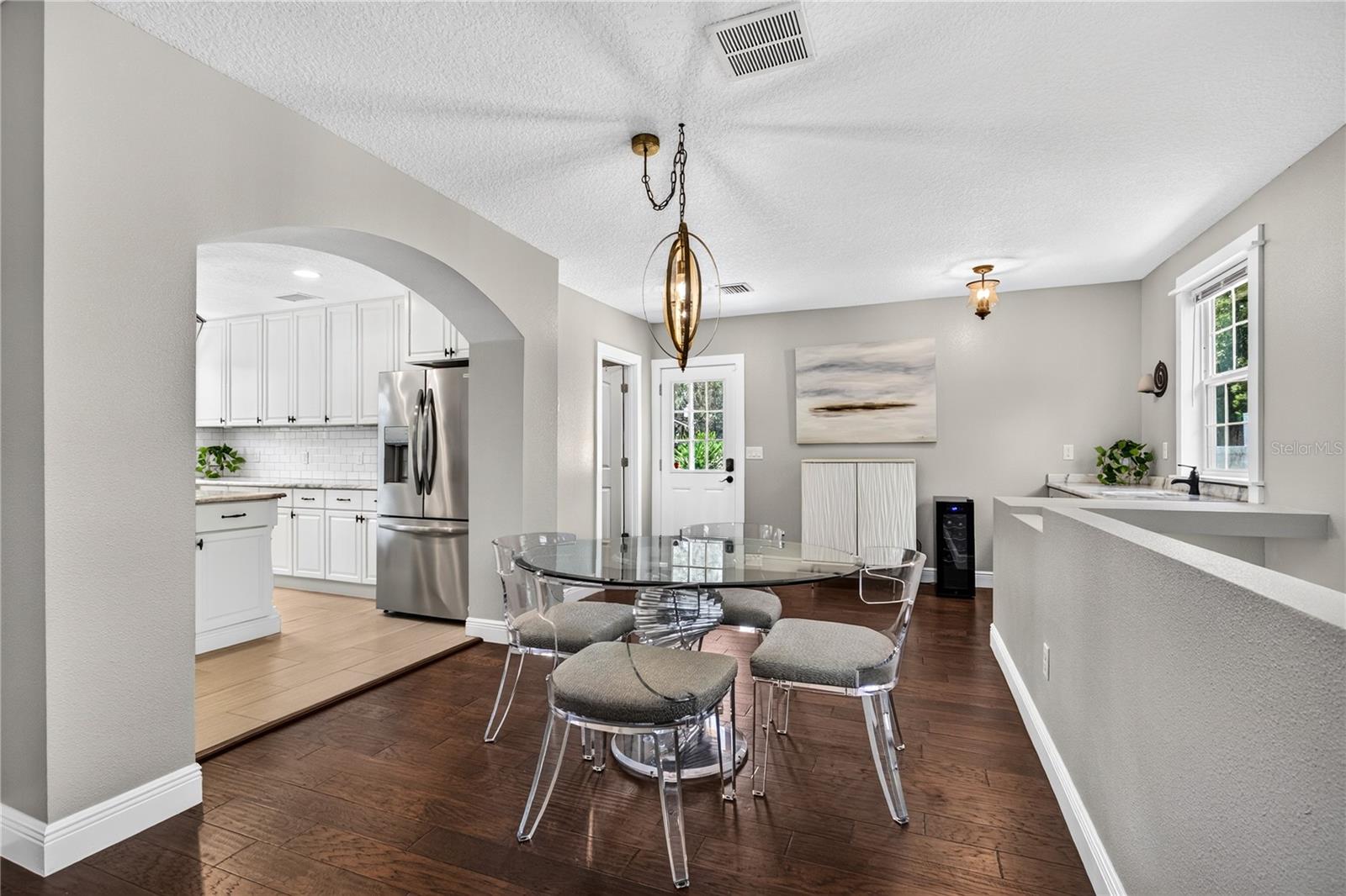 102 Clayton, Mount Dora, FL 32757
