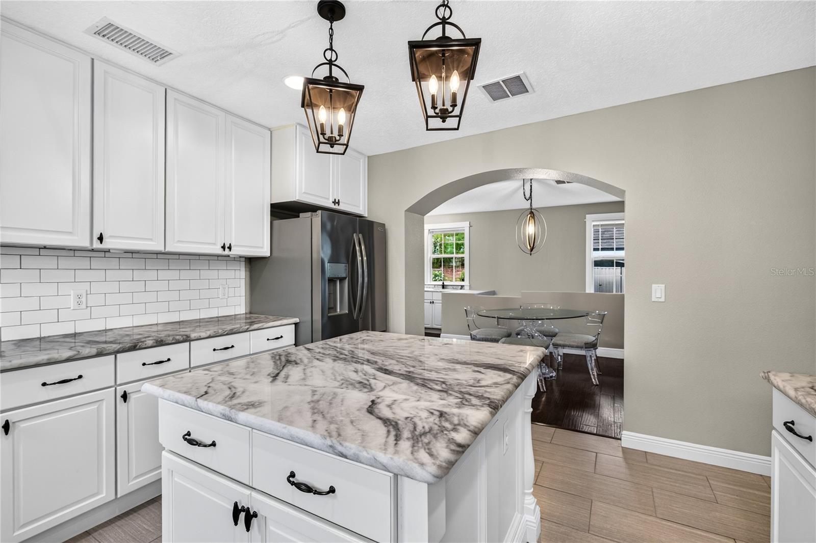 102 Clayton, Mount Dora, FL 32757