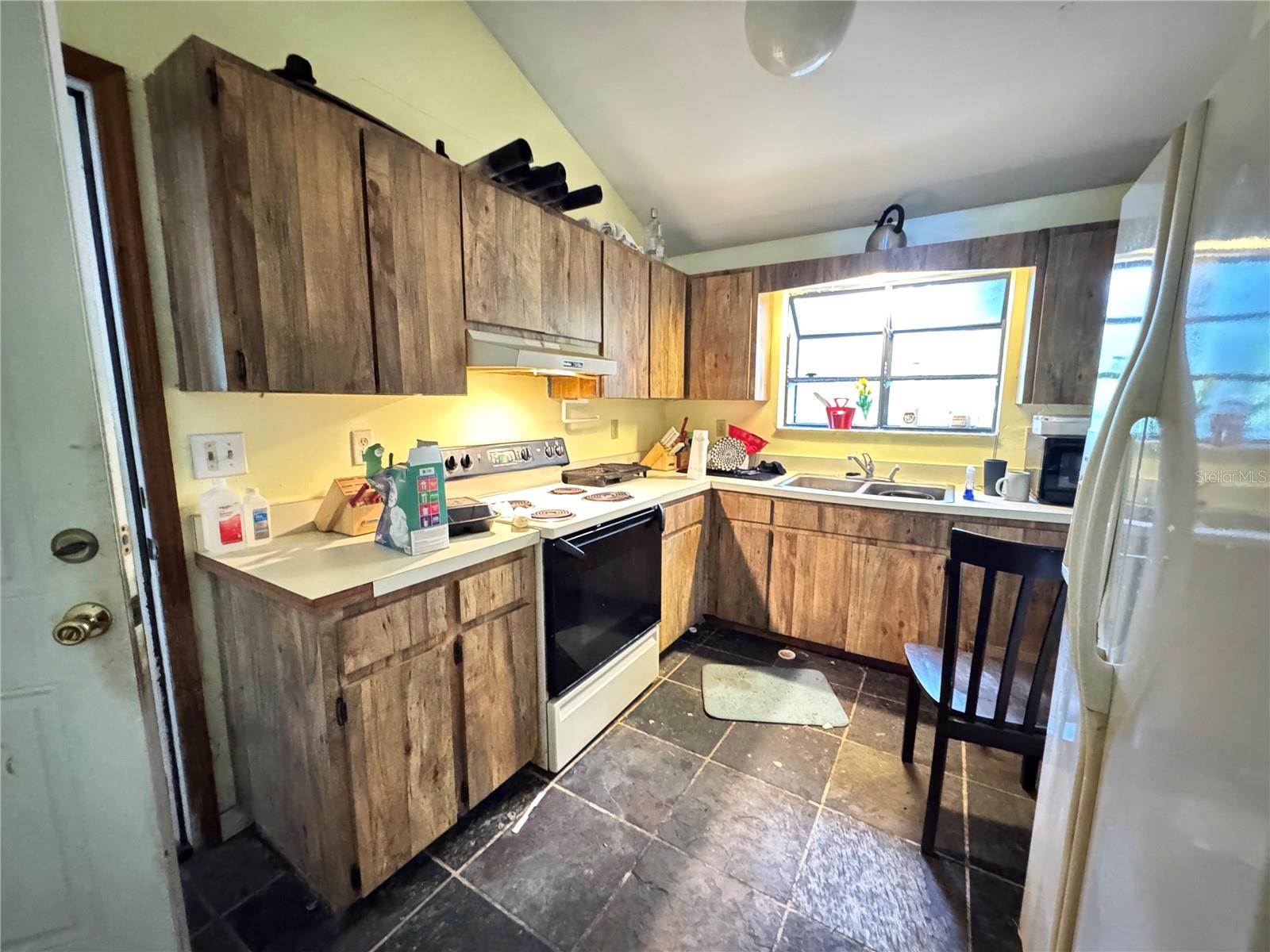 713 95th, Gainesville, FL 32607