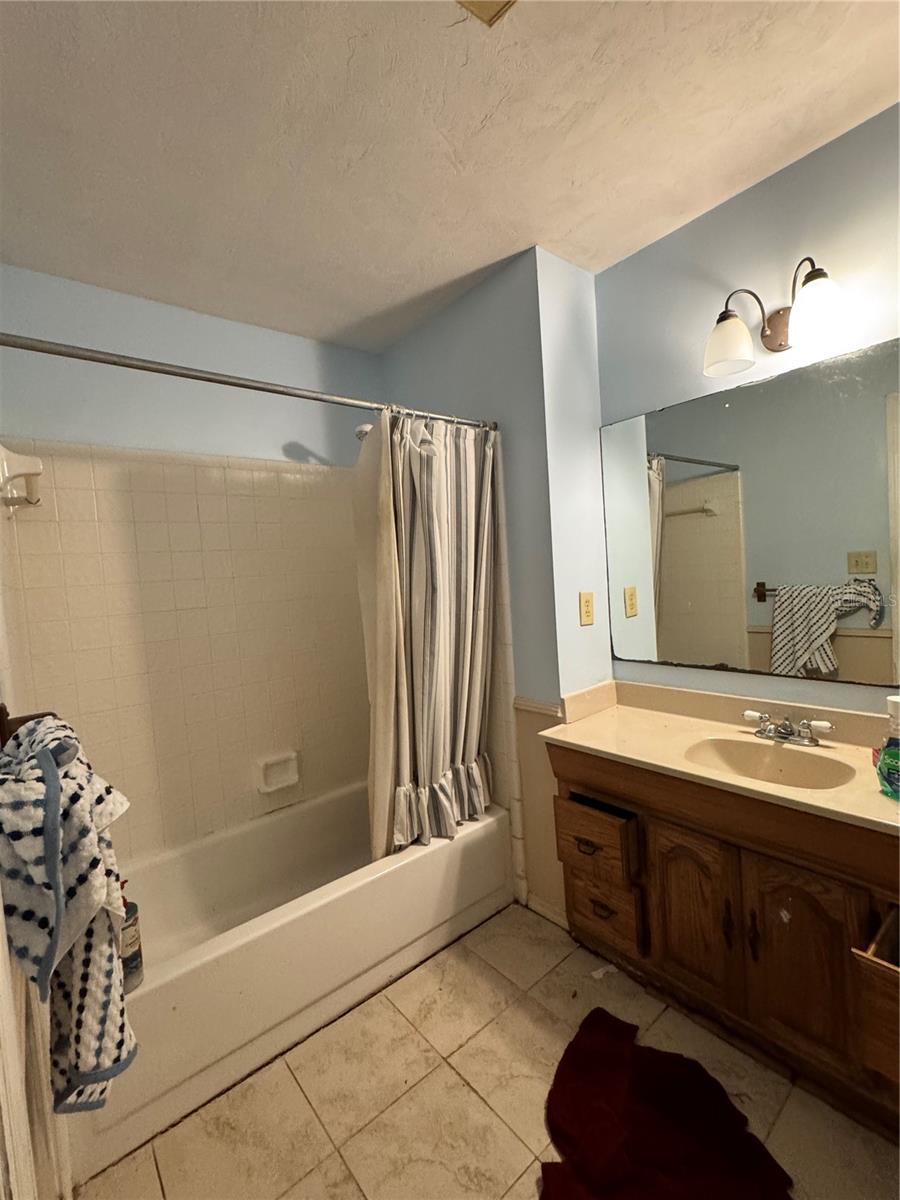 713 95th, Gainesville, FL 32607