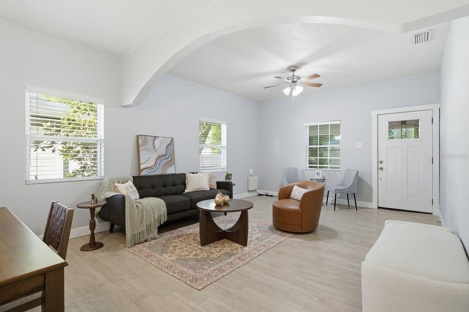2815 Taliaferro, Tampa, FL 33602
