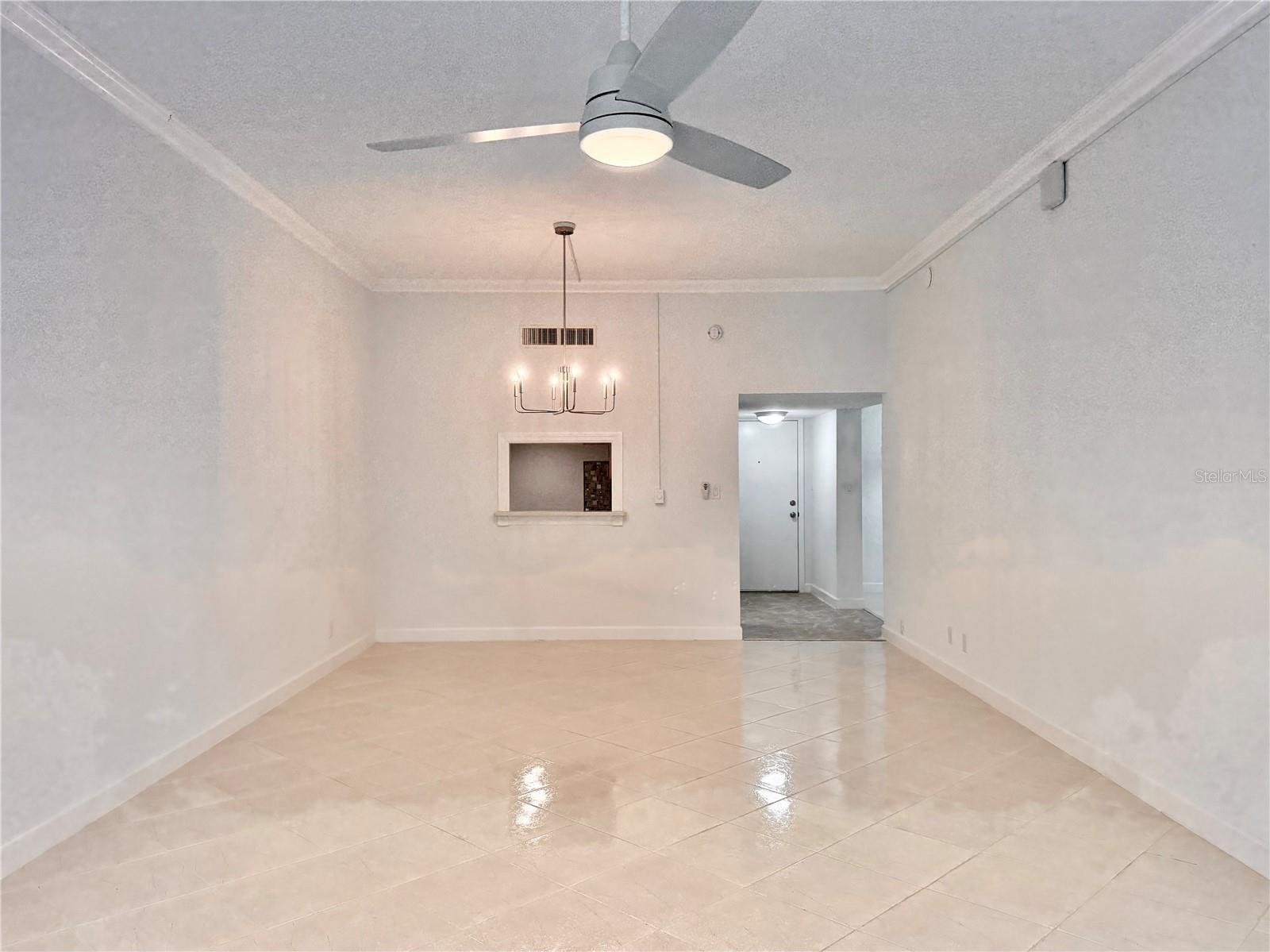 7400 Sun Island Unit 111, South Pasadena, FL 33707