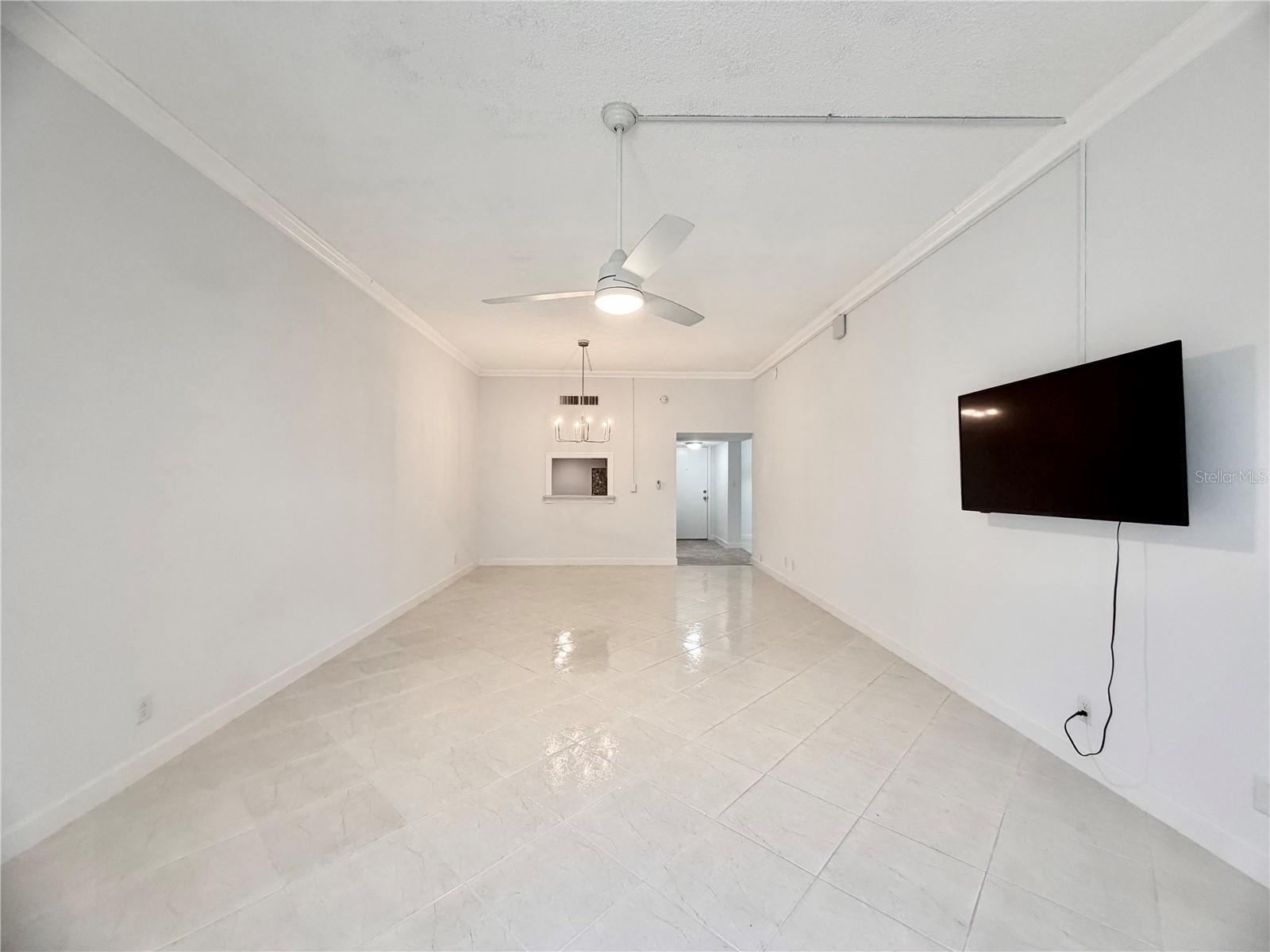 7400 Sun Island Unit 111, South Pasadena, FL 33707