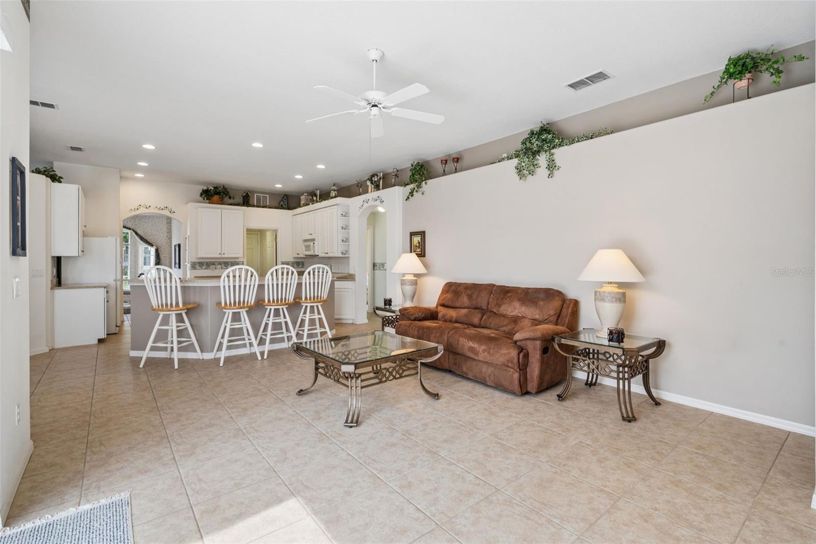 232 Via Mariel East, Davenport, FL 33896