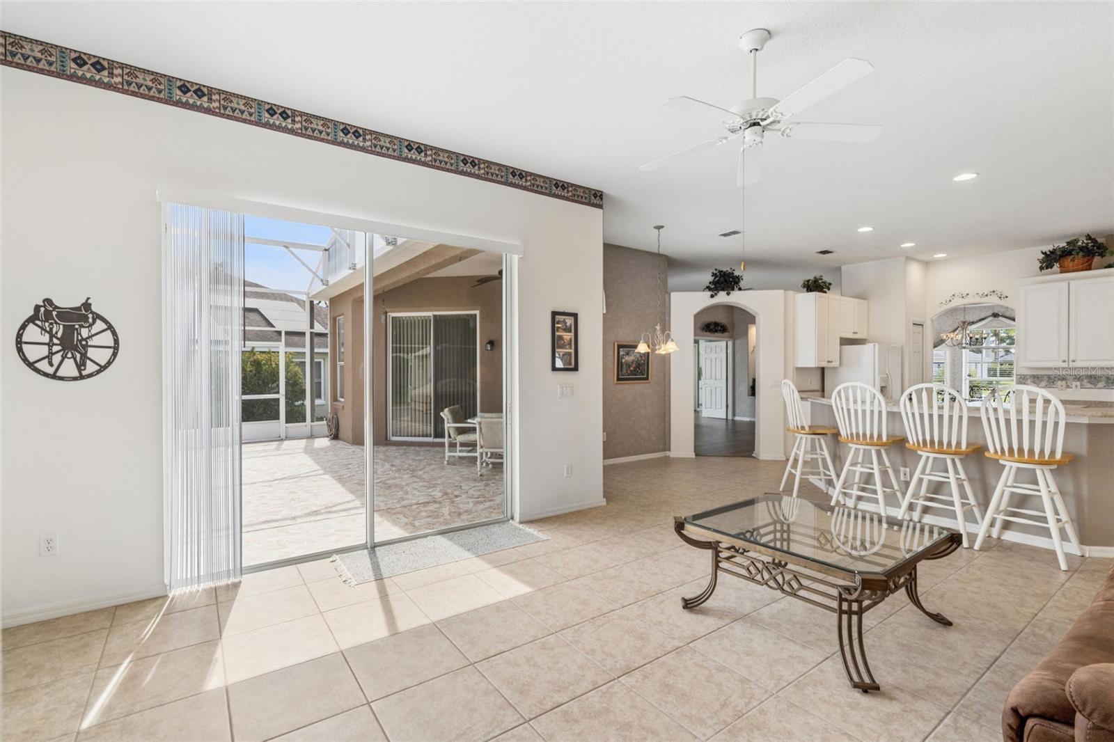 232 Via Mariel East, Davenport, FL 33896
