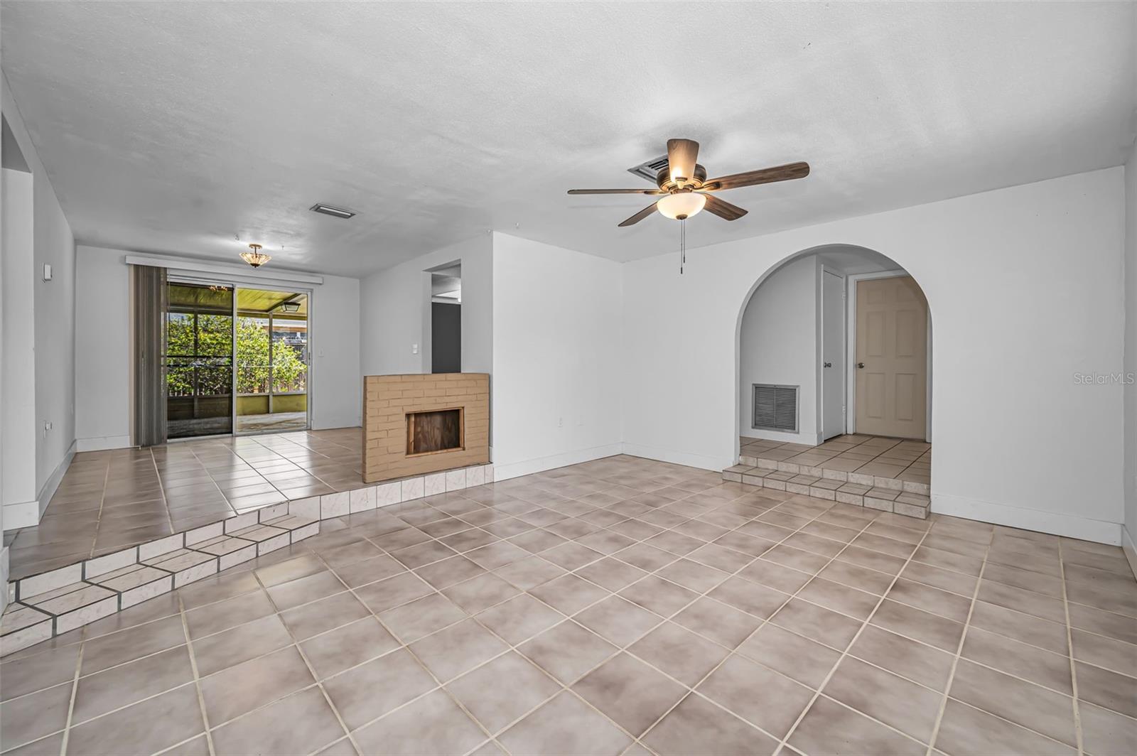5817 10th, New Port Richey, FL 34652