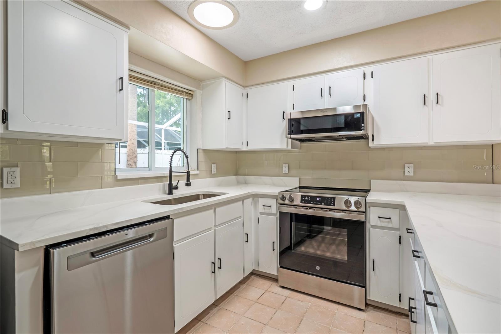 19 Banner, Palm Coast, FL 32137