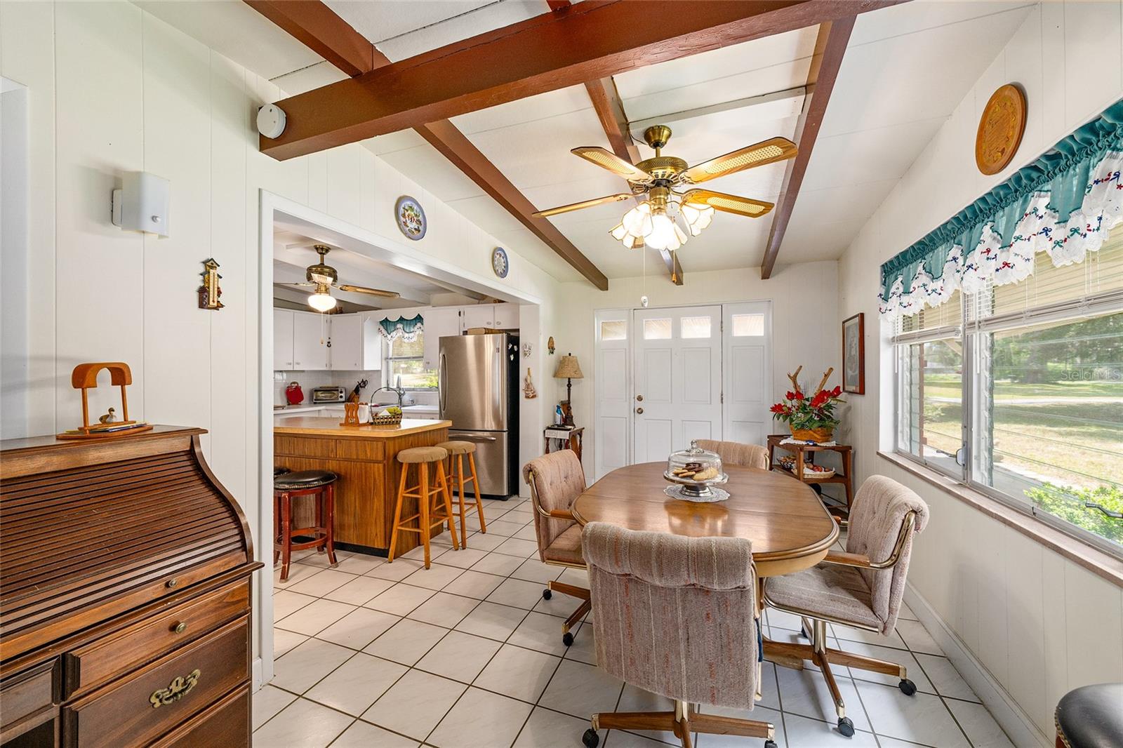 2345 Cr 453, Lake Panasoffkee, FL 33538