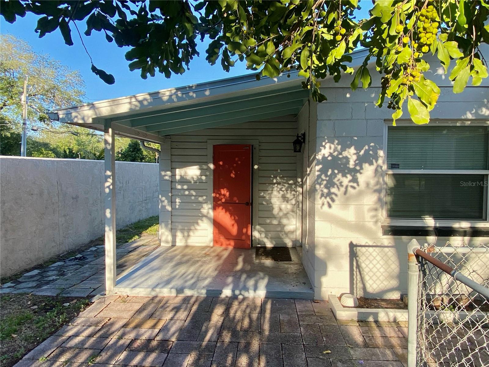1851 50th, St Petersburg, FL 33714