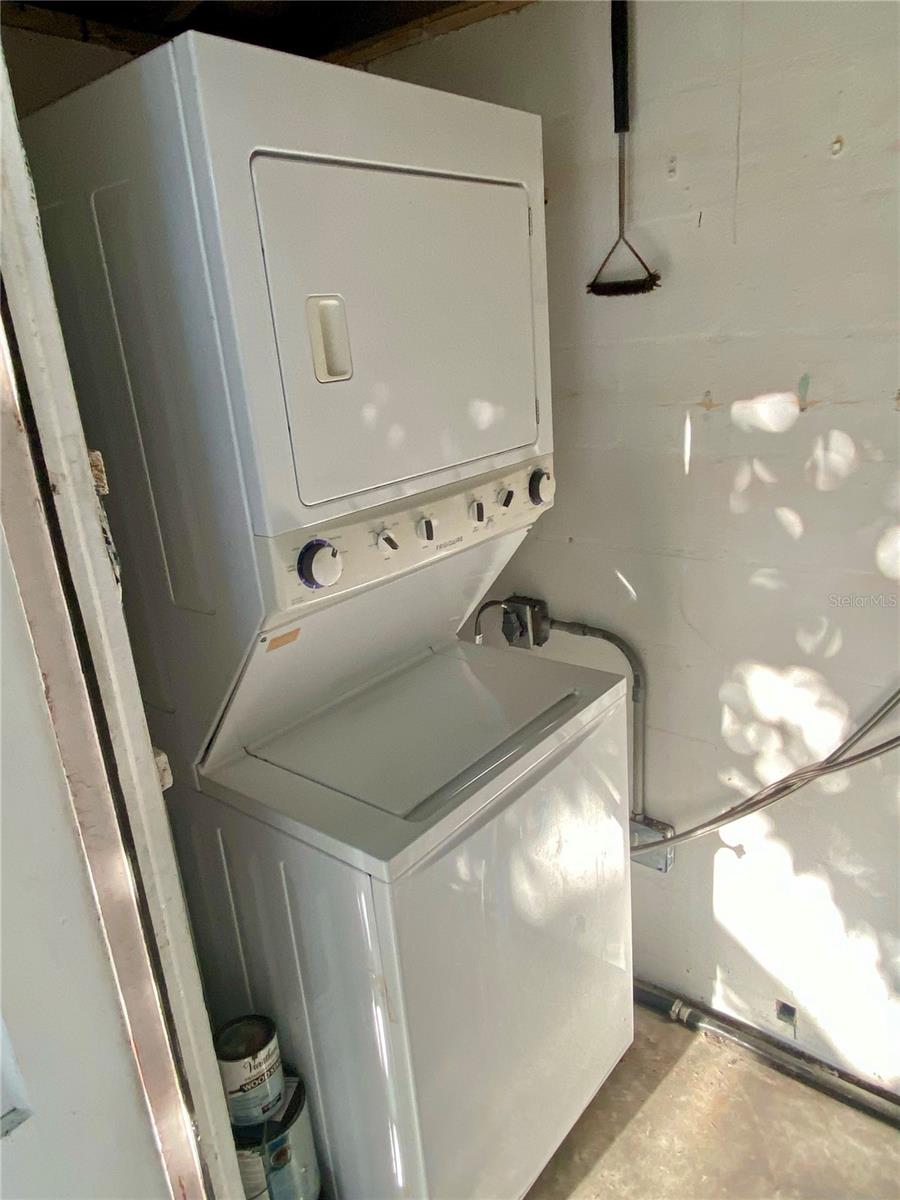 1851 50th, St Petersburg, FL 33714