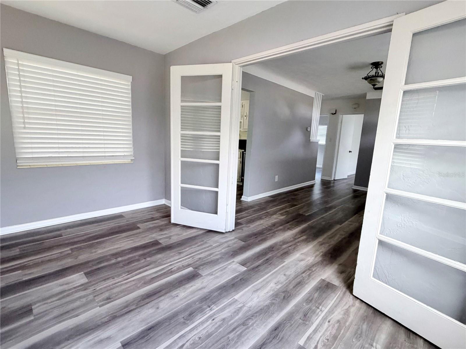 1851 50th, St Petersburg, FL 33714