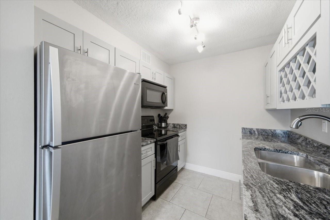 4843 Coquina Key Unit A, St Petersburg, FL 33705